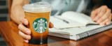 Starbucks решила избавиться от пластиковых трубочек
