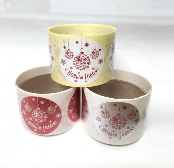 Наклейки "С Новым Годом!" на бумаге и фольге, Ø55мм, рулон 50 шт. Наклейки "С Новым Годом!" на бумаге и фольге, Ø55мм, рулон 50 шт.